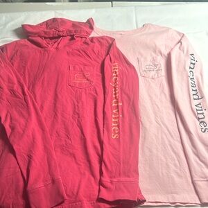2 Vineyard Vines Women’s Small long sleeve tops